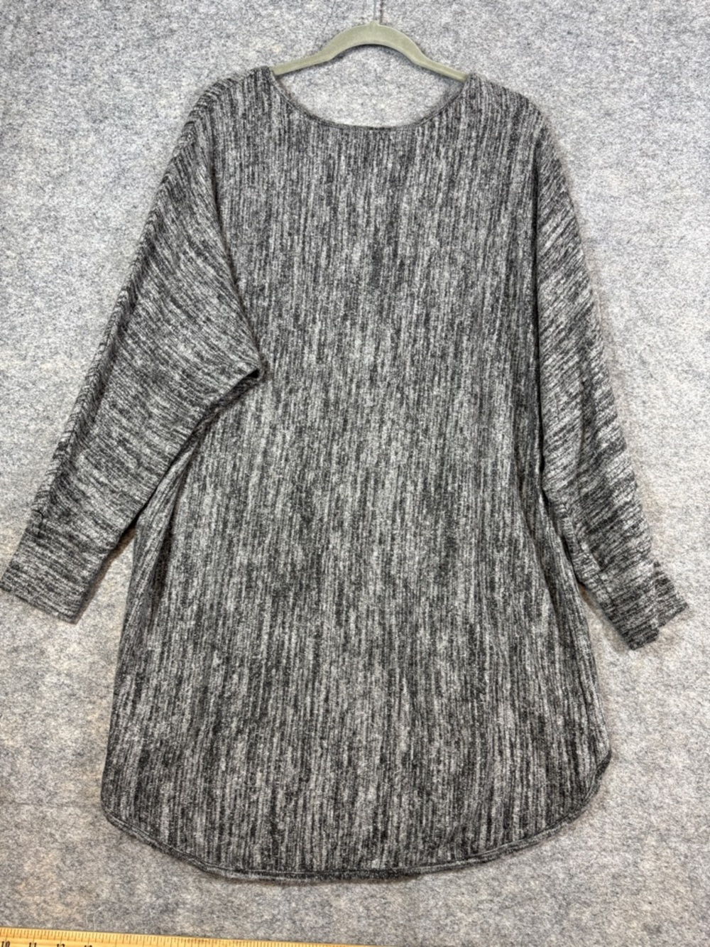 Apricot Heathered Gray High Low Knit Lagenlook Top Minimalist Casual Size 8 - Picture 9 of 10